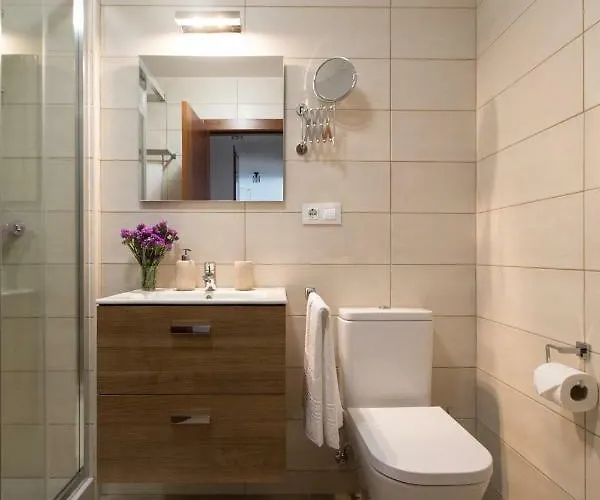 La Nuit Con Parking Gratis En Centro Historico